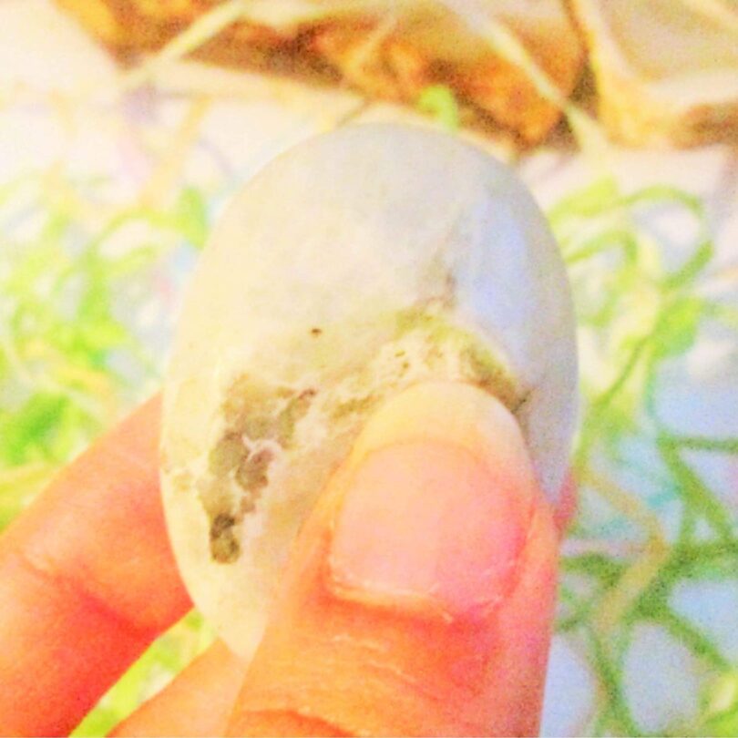 Moonstone WorryThumb Stone | Natural Moonstone Crystal | Healing Crystals Gift | Meditation Gift | White Moonstone | Crystals Thumbstone | Stress reliever - Image 4