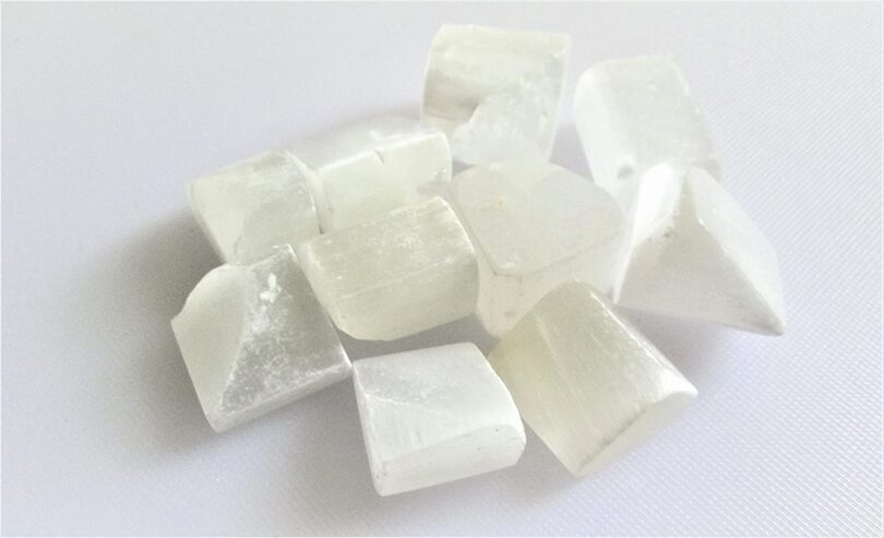 Selenite Pack of 10 AAA Quality Tumbled Stones | 25 TO 30mm Tumbled Stones| Healing Stones | Selenite Tumbles & Info Card in Gift Pack - Image 3