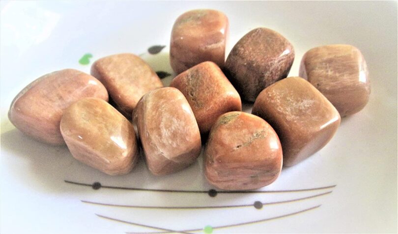 Peach Moonstone Pack of 1 LB. AAA Quality Tumbles | 25 TO 30mm Tumbled Stones |30-35 Pcs, Healing Stones | 460 Gms.Tumbles in Gift Pack - Image 3