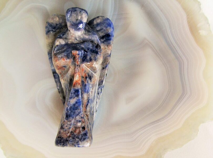 Sodalite Energy Angel | Sodalite Crystal Angel | 50mm Energy Angel | Healing Crystal Meditation | Gift Crystal Energy Angel - Image 3