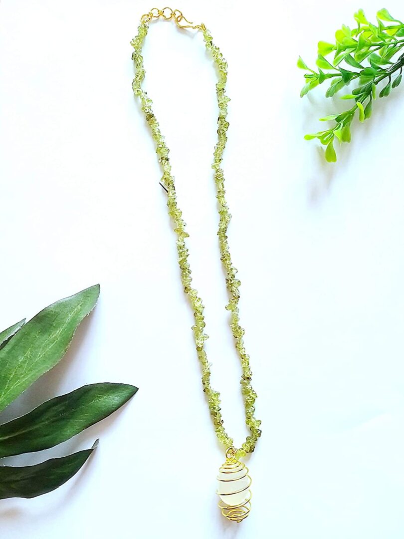 Peridot Pendant Necklace | Natural Peridot Clear Quartz Pendant Necklace | Healing Stone | Meditation | Gift Peridot Crystal Quartz Necklace - Image 3