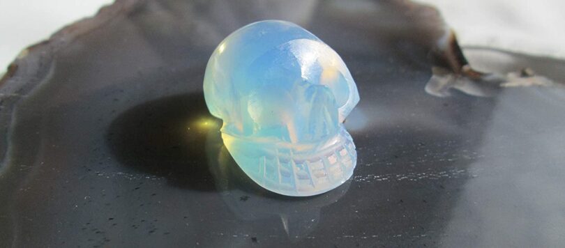 Opalite Crystal Skull | 30mm Crystal Skull | Crystal Skull Halloween Decoration | Opalite Skull Gift | Gift Skull Carving - Image 4