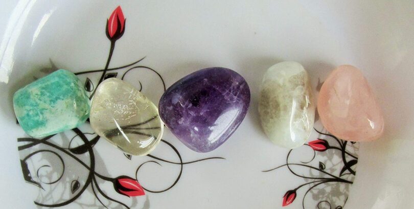 Manifestation Set | Love and Happiness Crystals Set | Get Love and Happiness | 5 Lovely Crystals in Gift Packing | Crystal Properties Info Card - Image 3