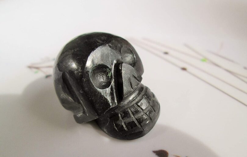 Black Onyx Crystal Skull | 30mm Crystal Skull | Crystal Skull Halloween Decoration | Black Onyx Skull Gift | Gift Skull Carving - Image 3