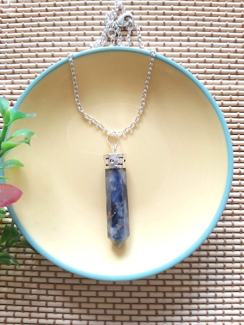 Sodalite Energy Point Necklace | Natural Sodalite Pendent Necklace | Crystal Energy | Healing Stone | Gift Crystal Energy Necklace