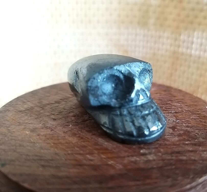 Hematite Crystal Skull | 30mm Crystal Skull | Crystal Skull Halloween Decoration | Hematite Skull Gift | Gift Skull Carving