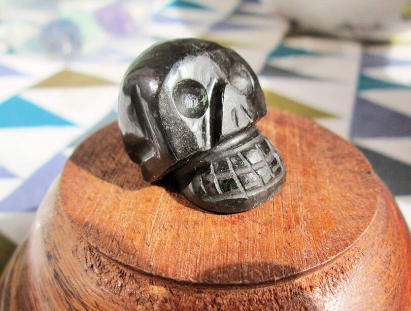 Black Onyx Crystal Skull | 30mm Crystal Skull | Crystal Skull Halloween Decoration | Black Onyx Skull Gift | Gift Skull Carving - Image 4