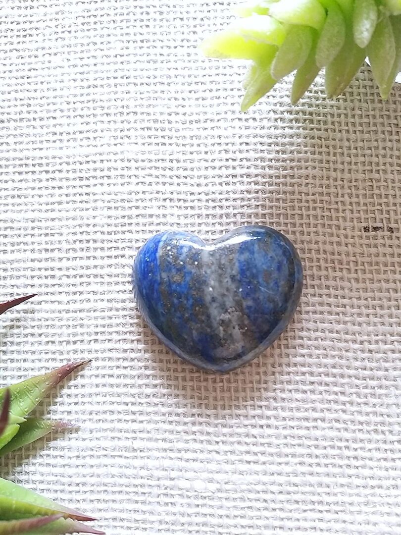 Lapis Lazuli Crystal Heart | Natural Lapis Lazuli Heart | 50mm Crystal Heart | Healing Crystal | Meditation | Gift Crystal Heart